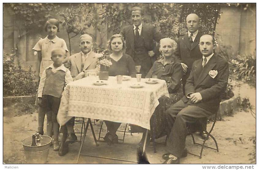 - pays divers - ref- F814 - bulgarie - bulgaria - sofia -  coepus - carte photo famille armenienne  d armenie ??? -