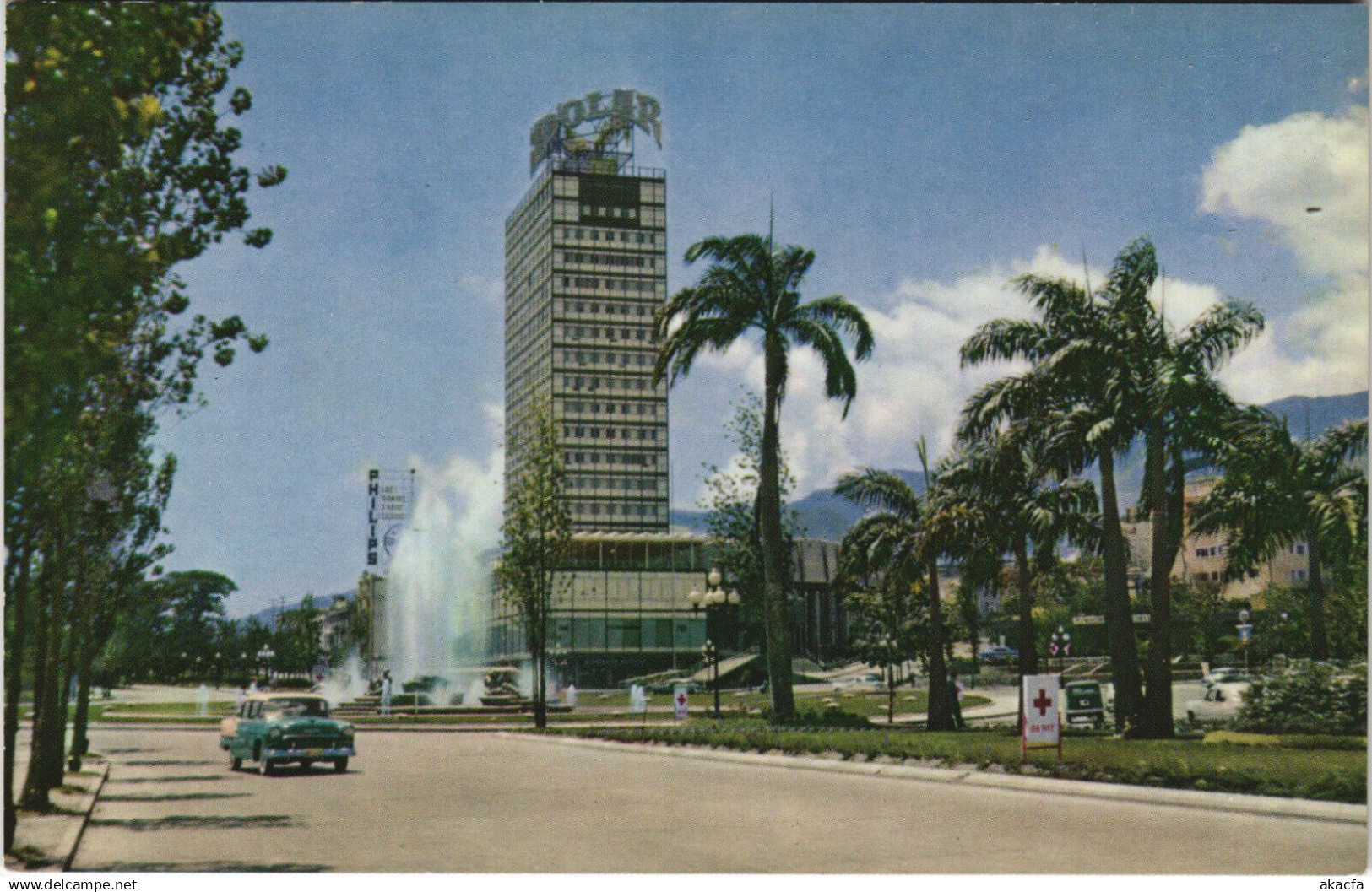 PC VENEZUELA, CARACAS, PLAZA VENEZUELA, Modern Postcard (b43566)