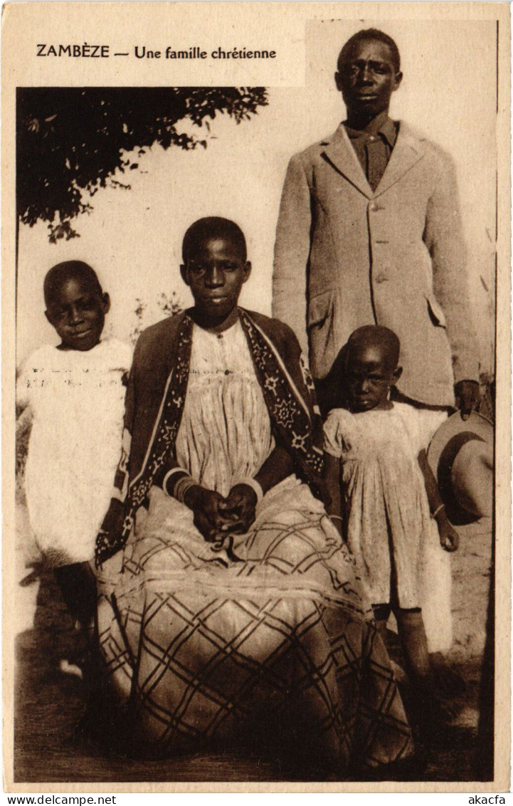 PC ZAMBIA UNE FAMILLE CHRÉTIENNE ETHNIC TYPES (a53499)