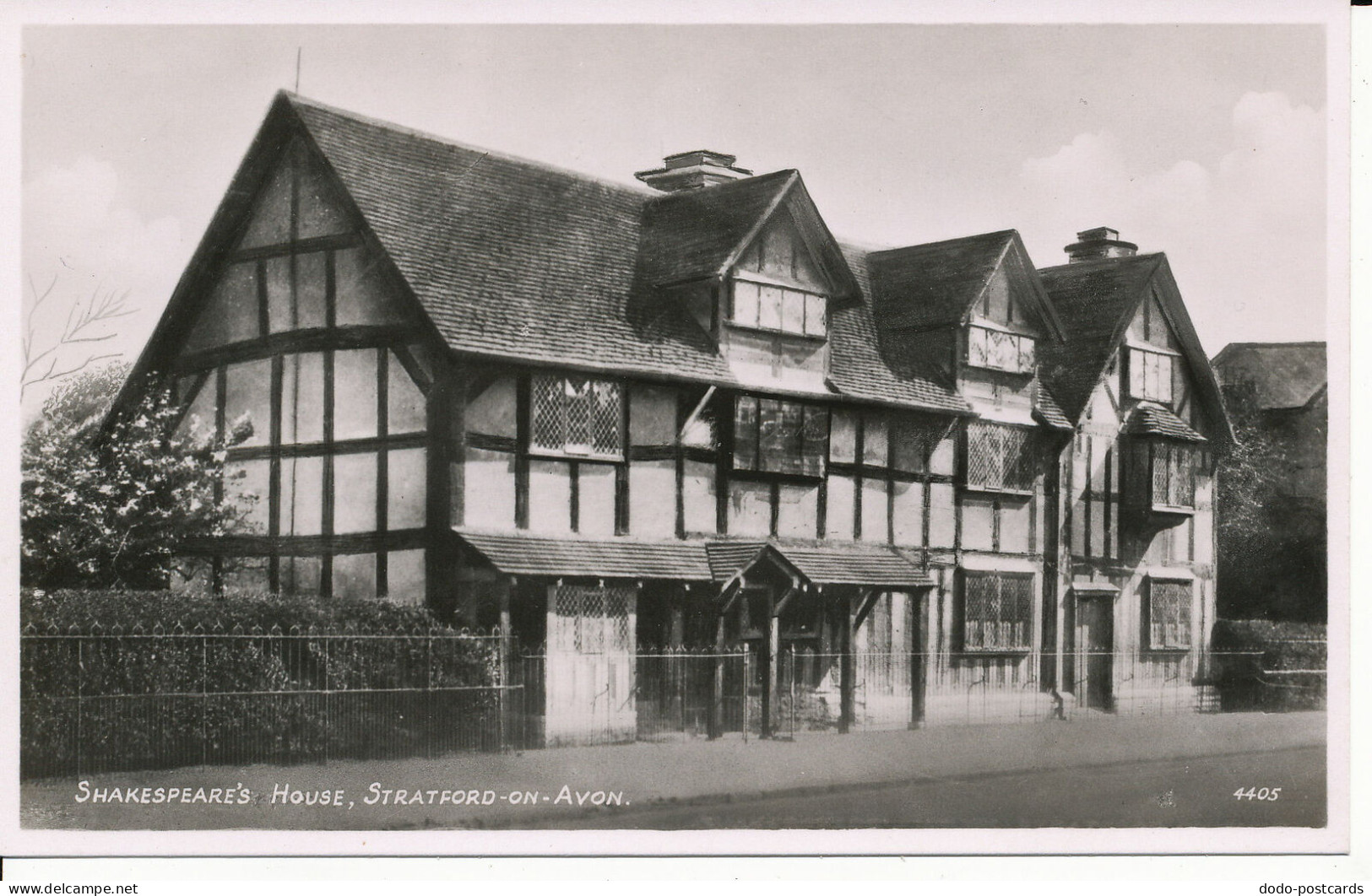 PC05385 Shakespeares House. Stratford upon Avon. RP