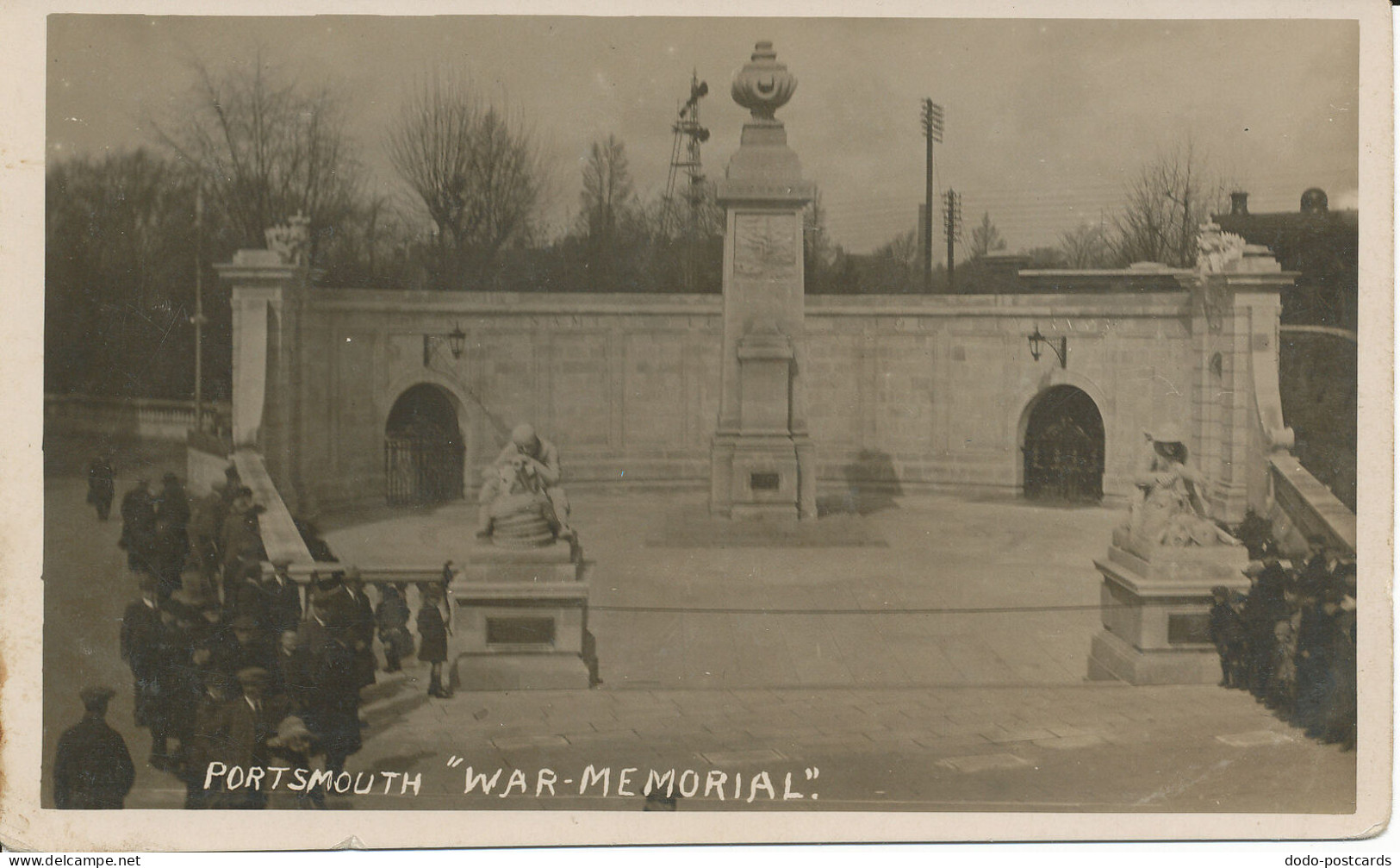 PC23150 Portsmouth War Memorial