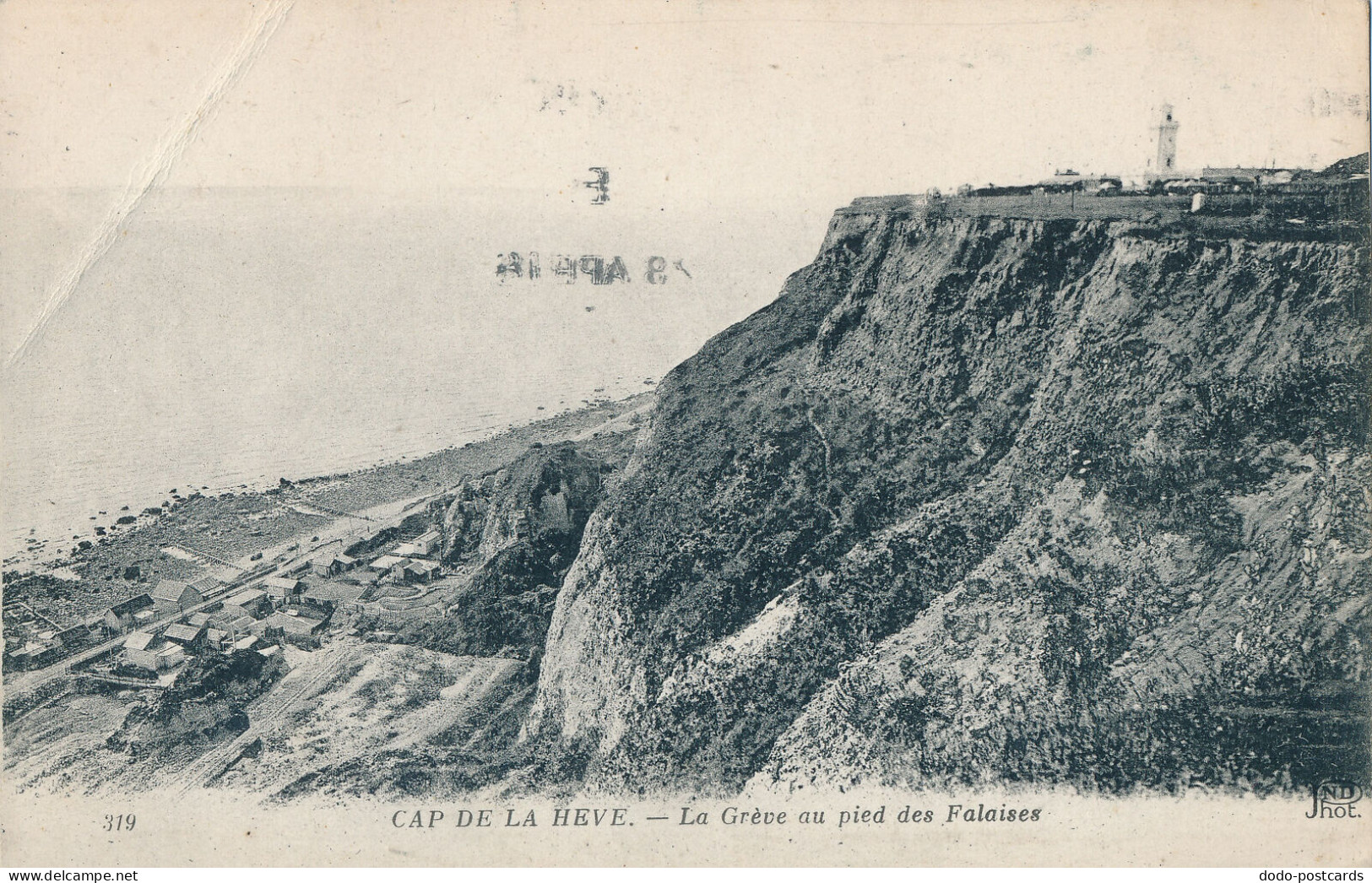 PC31210 Cap de la Heve. La Greve au Pied des Falaises. Neurdein. B. Hopkins