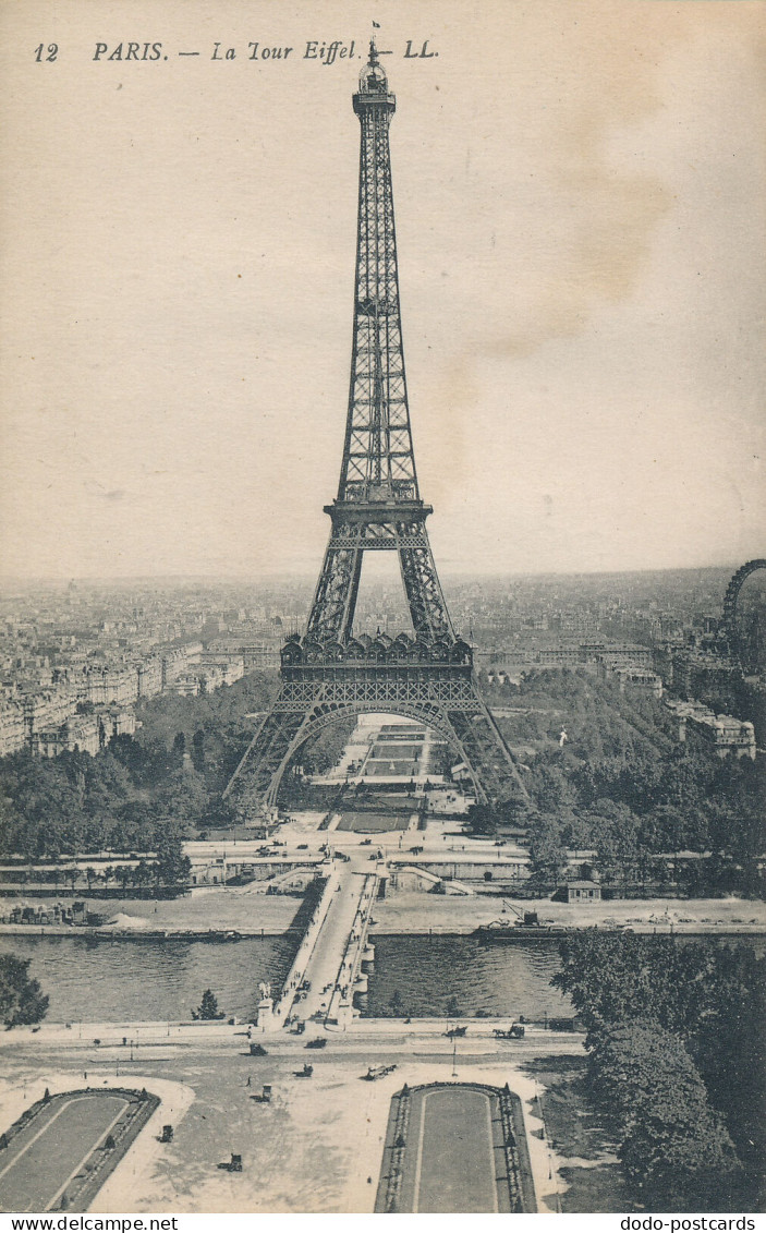 PC43625 Paris. La Tour Eiffel. Levy Fils. No 12. B. Hopkins