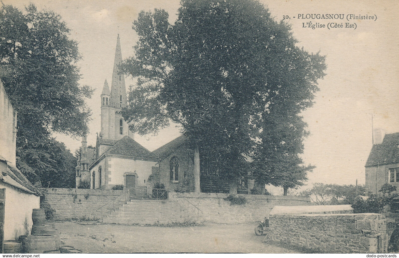 PC49405 Plougasnou. L Eglise. Cote Est. N. L