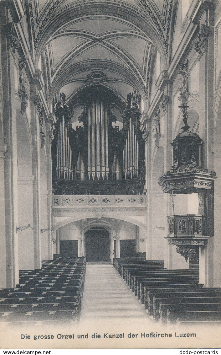 PC51081 Die Grosse Orgel und die Kanzel der Hofkirche Luzern