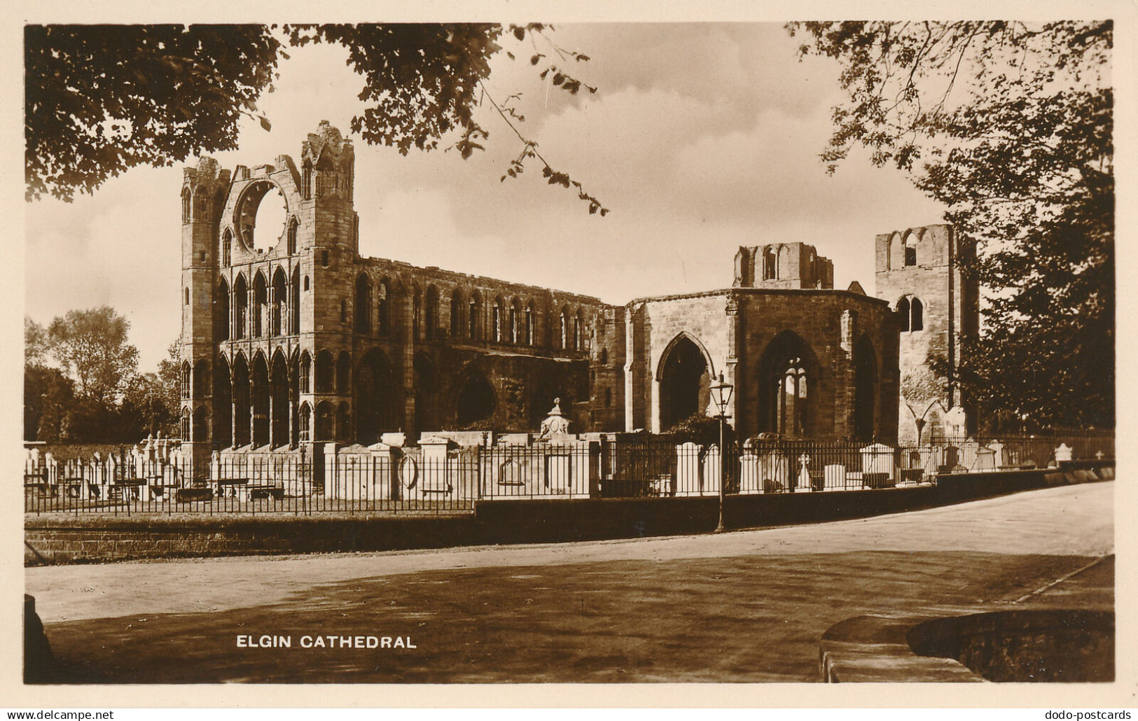 PC70778 Elgin Cathedral. RP