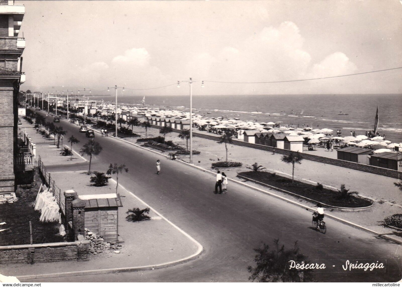 # PESCARA: SPIAGGIA