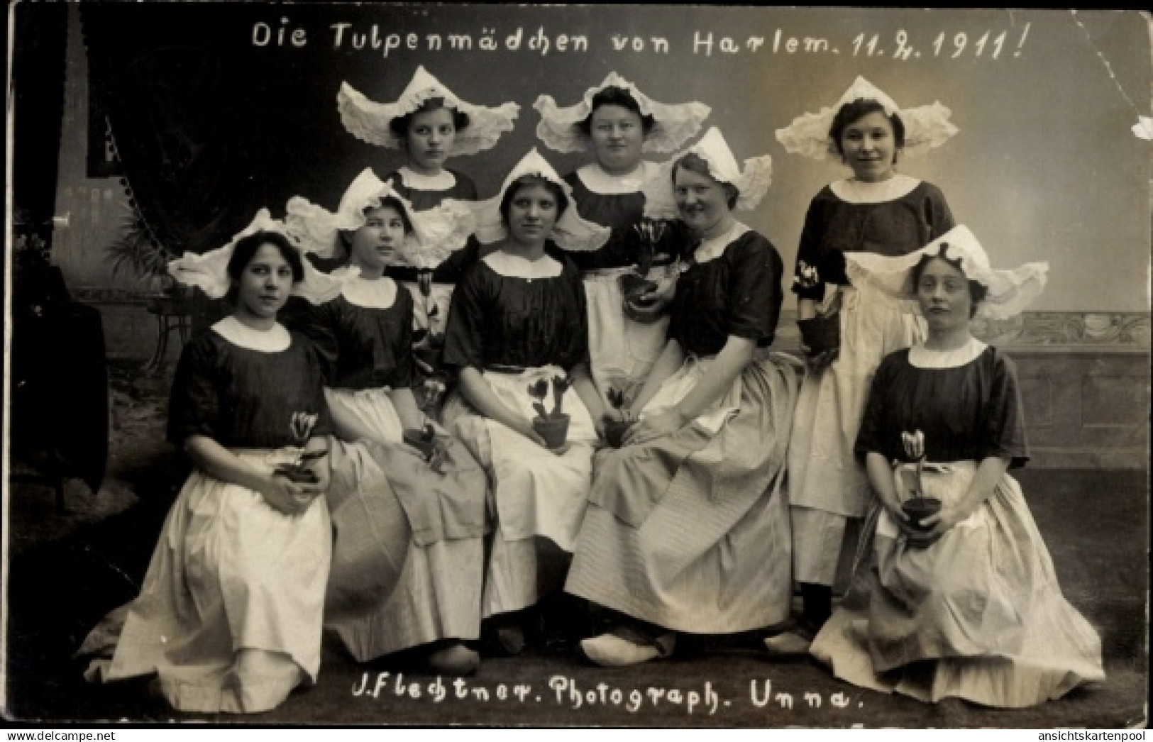 Photo CPA Unna in Westfalen, Tulpenmädchen von Harlem 11. Februar 1911, Gruppenfoto