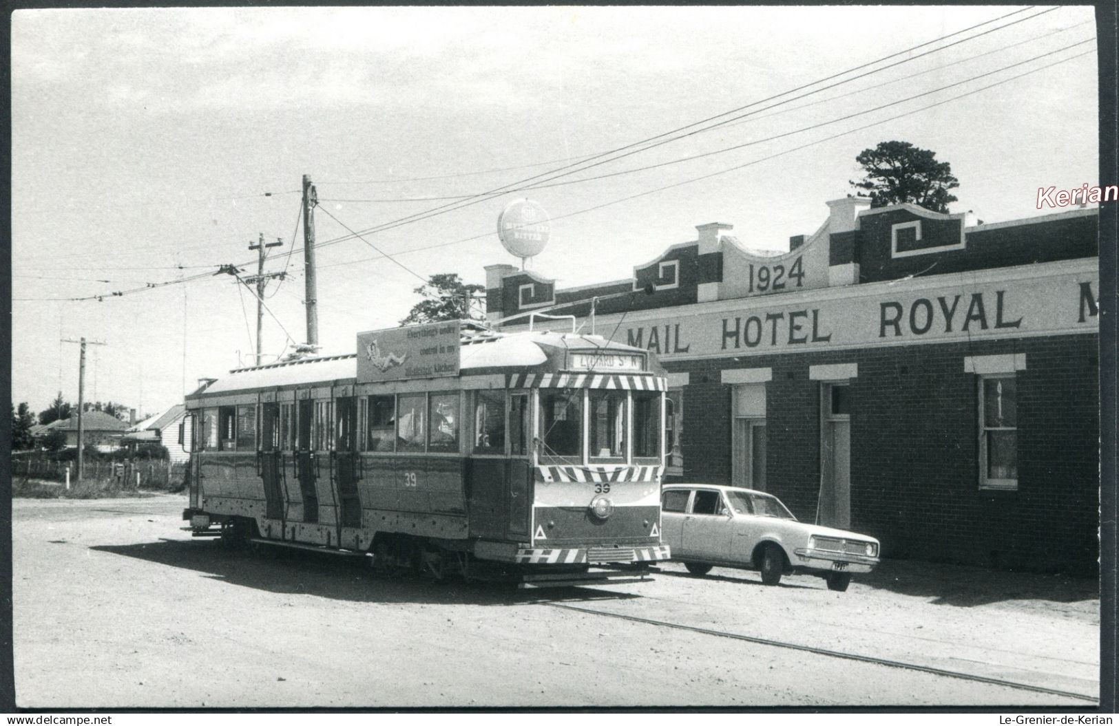 PHOTO Marc Dahlström 1971 - Australie / Ballarat / Sebastopol - Tramway passe devant l'Hôtel Royal Mail - See 2 scans