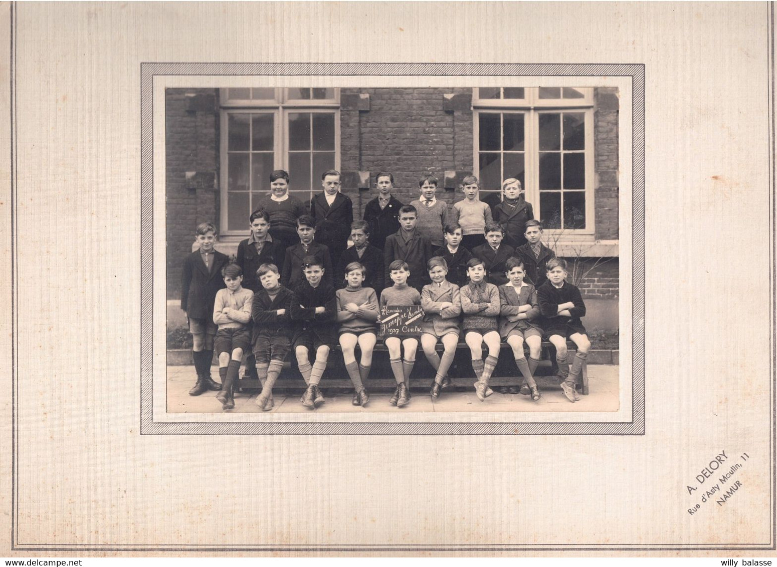 +++ Photo sur Carton - Ecole JEMEPPE SUR SAMBRE - Photo de Classe 1937   //