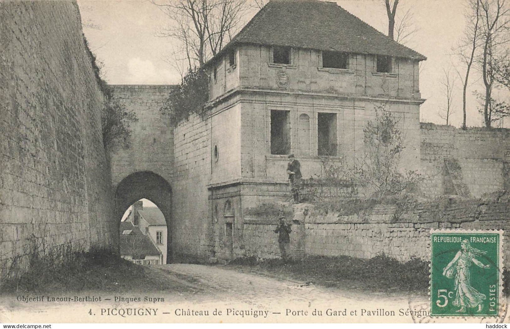 PICQUIGNY : CHATEAU DE PICQUIGNY