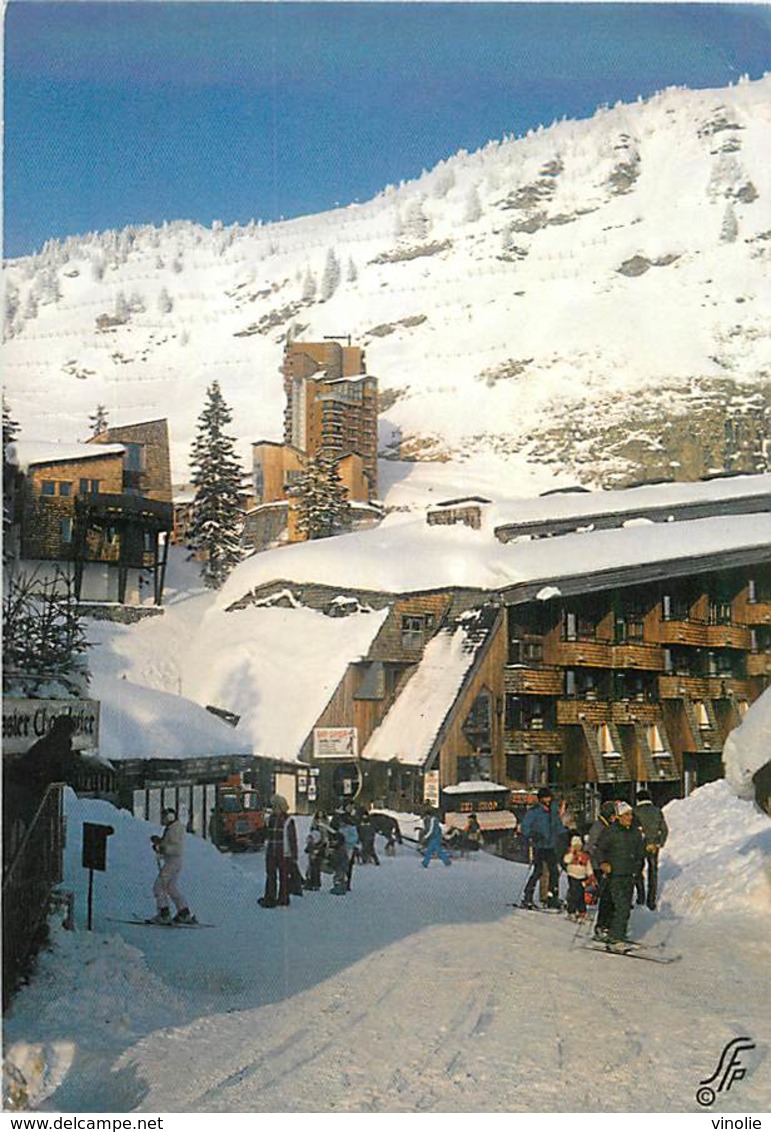 PIE18-F-3795 : AVORIAZ.