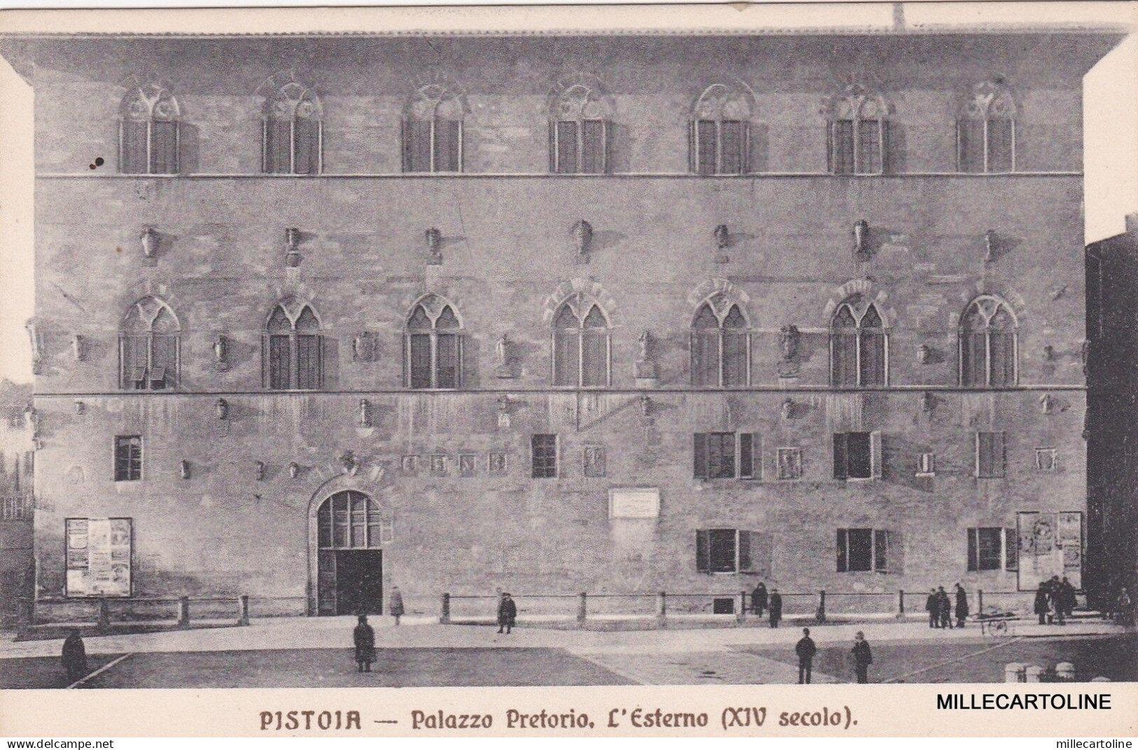 # PISTOIA: PALAZZO PRETORIO - L'ESTERNO