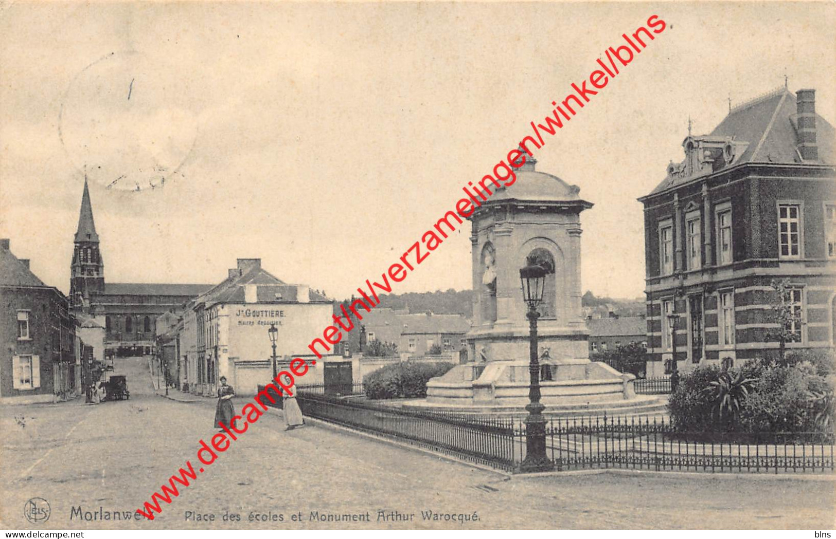 Place des écoles et Monument Arthur Warocqué - Morlanwelz