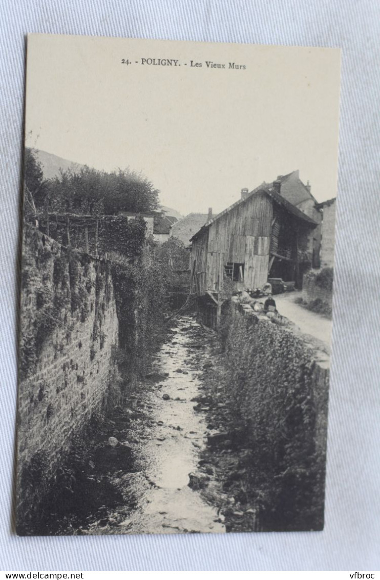 Poligny, les vieux murs, Jura 39