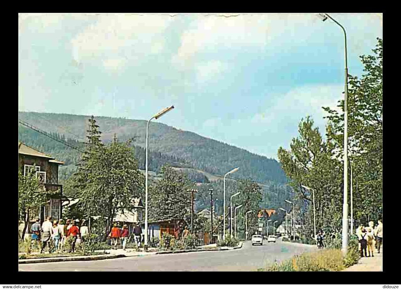 Pologne - Szczyrk - Fragment uzdrowiska - Automobiles - Voir Timbre de Pologne - CPM - Voir Scans Recto-Verso