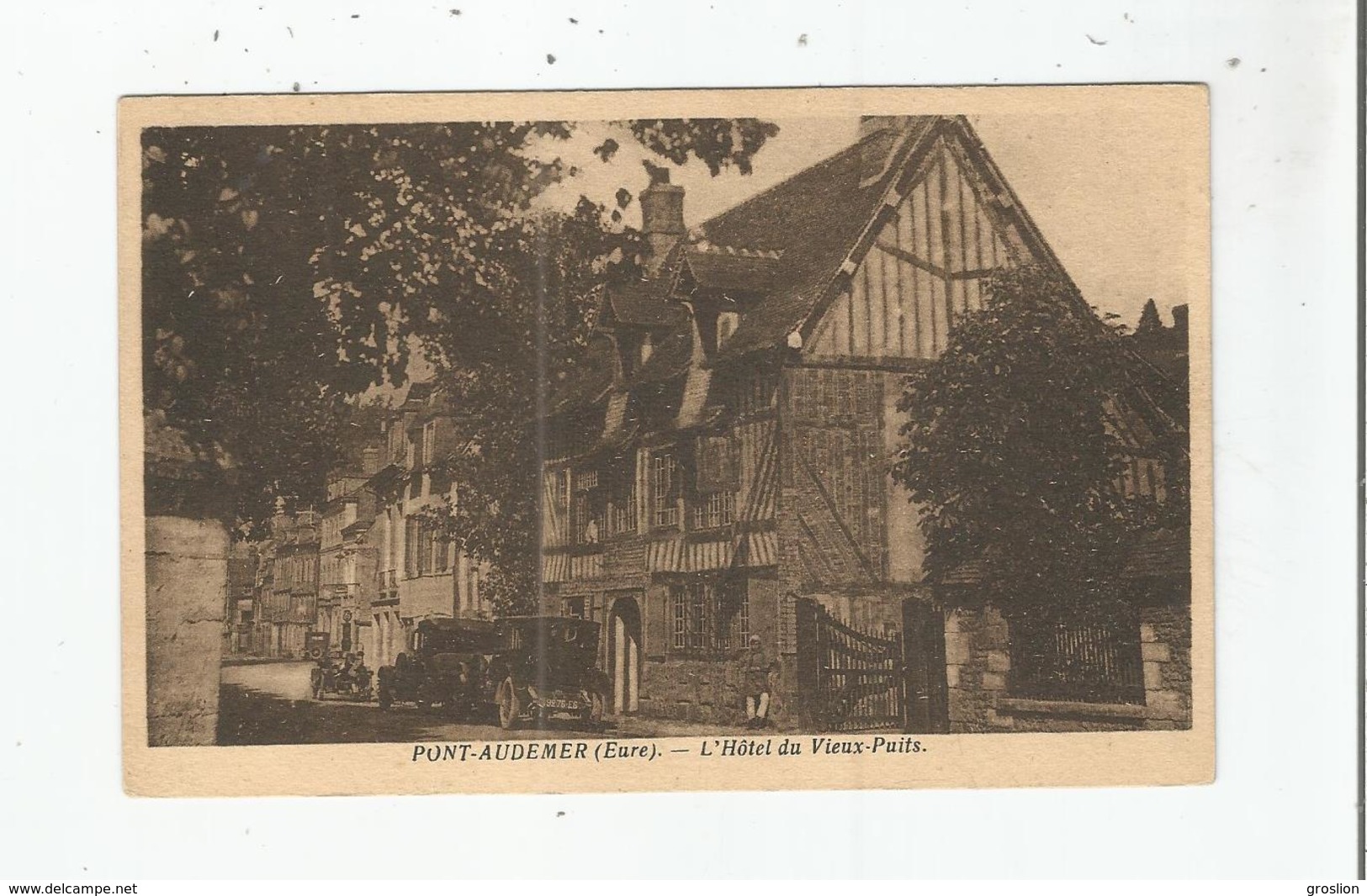 PONT AUDEMER (EURE) L'HOTEL DU VIEUX PUITS