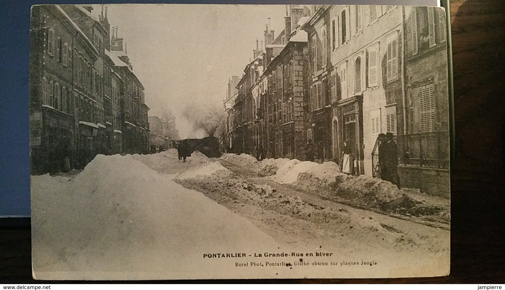 Pontarlier - La grande rue en hiver