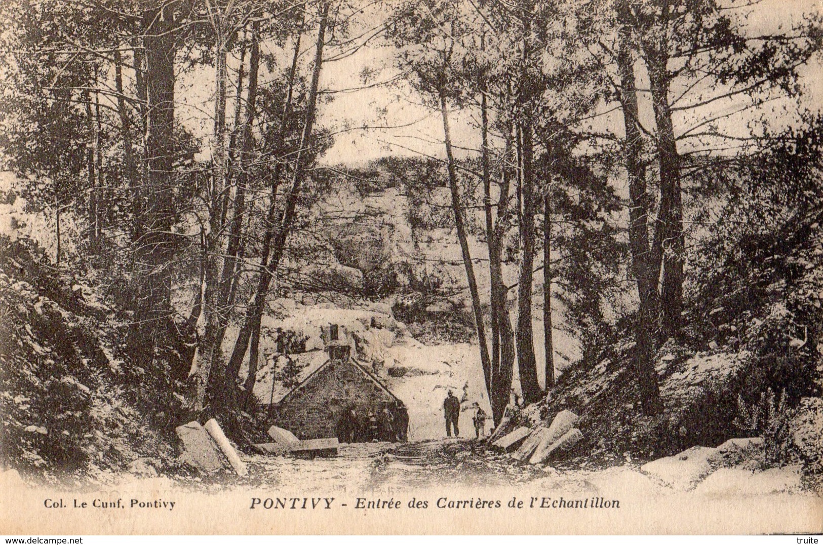 PONTIVY ENTREE DES CARRIERES DE L'ECHANTILLON