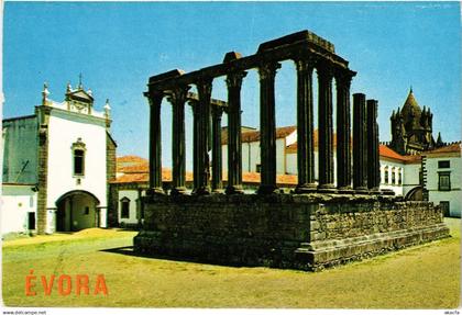 CPM AK Evora Templo Romano PORTUGAL (1342237)