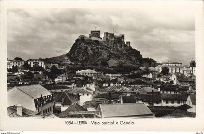 CPA AK LEIRIA - Vista parcial e Castelo PORTUGAL (760828)