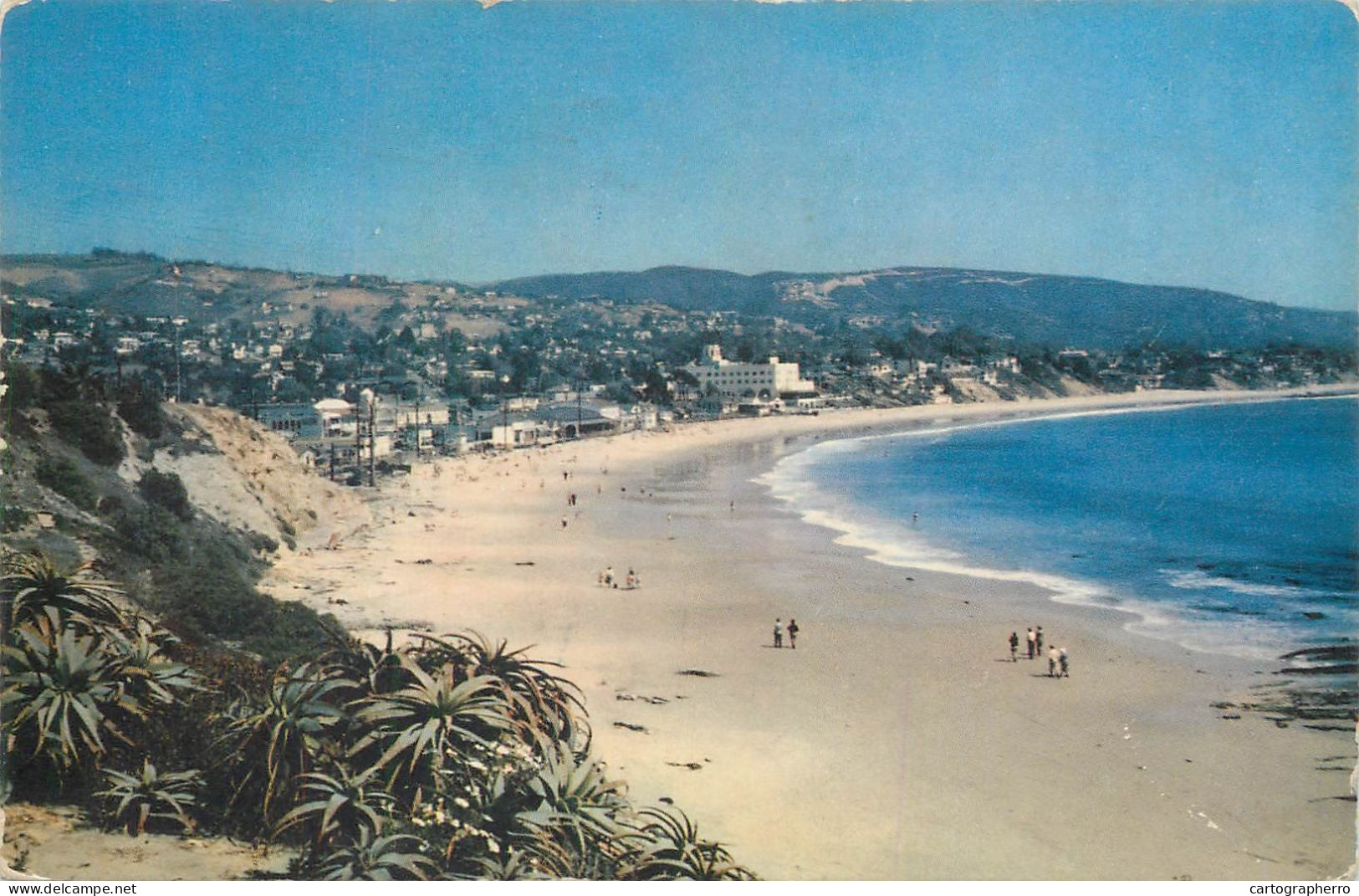 Postcard USA CA - California Laguna beach