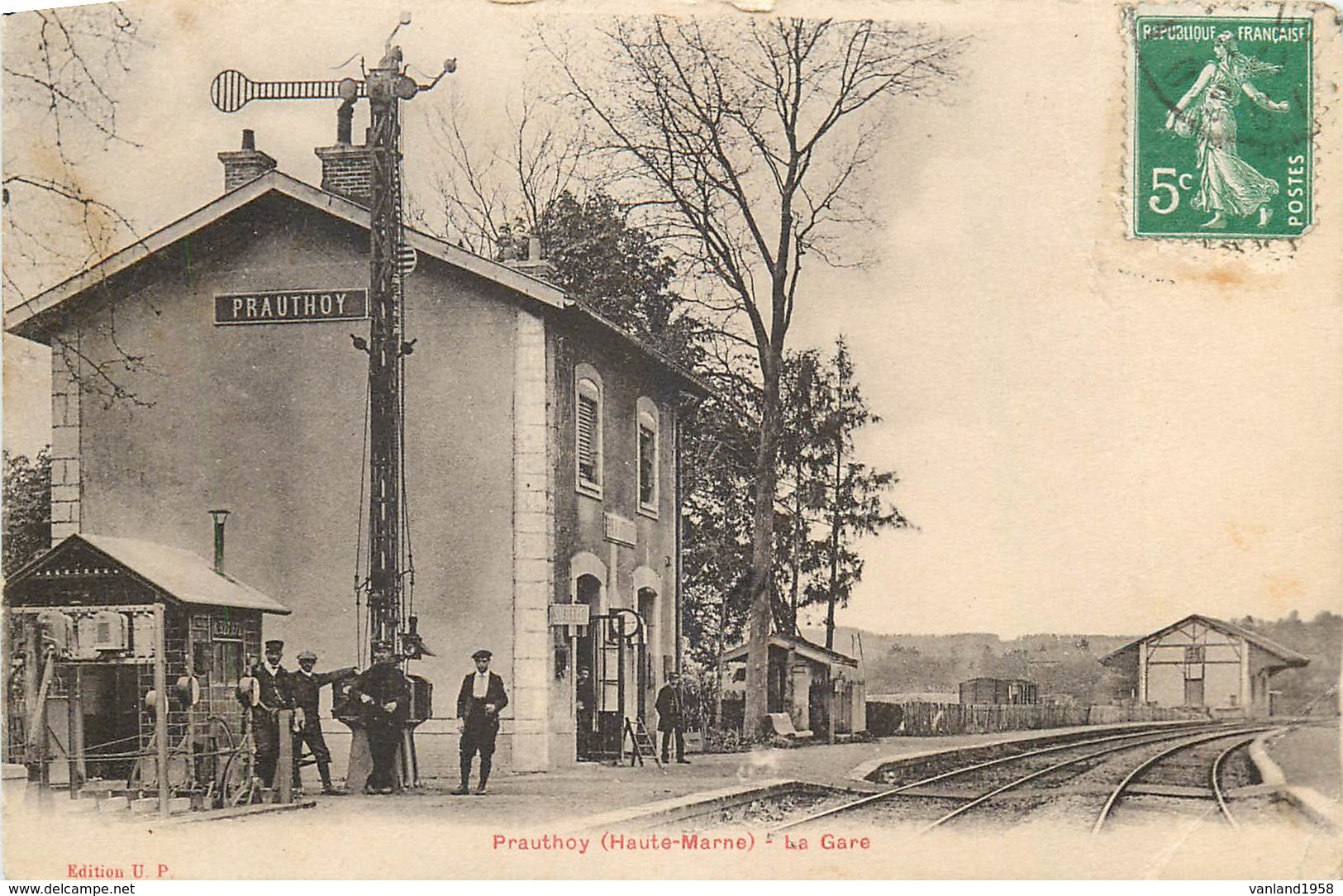 PRAUTHOY-la gare