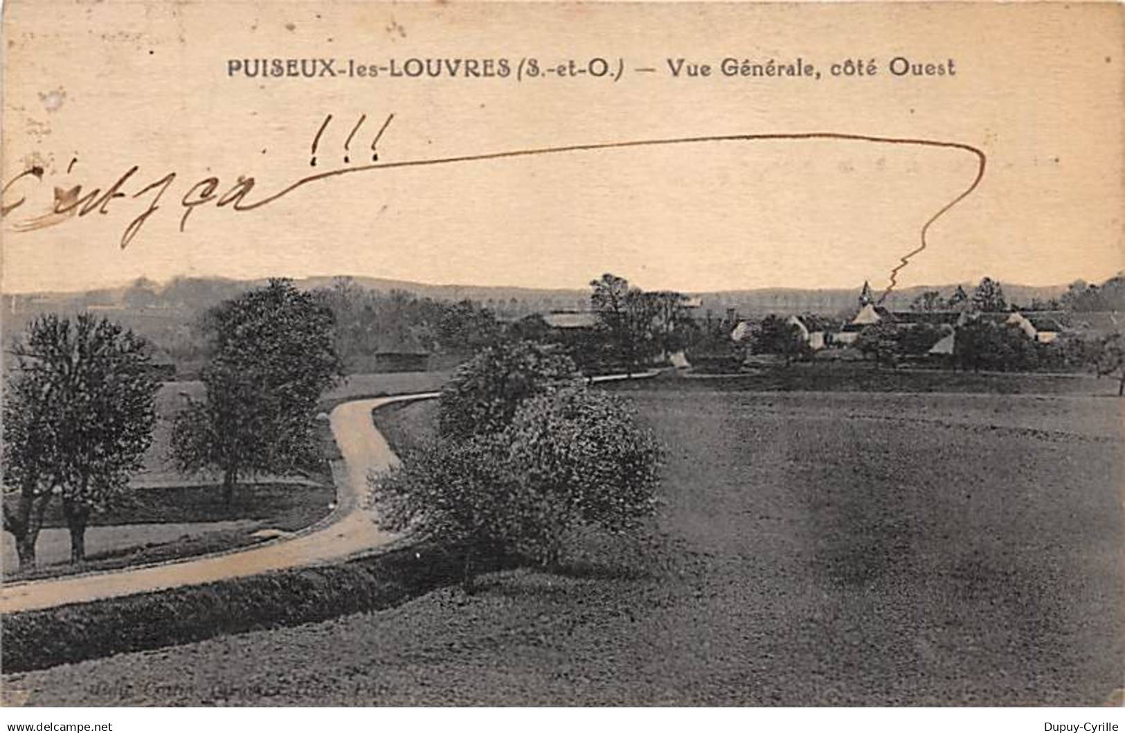 PUISEUX LES LOUVRES - Vue générale, côté Ouest - très bon état