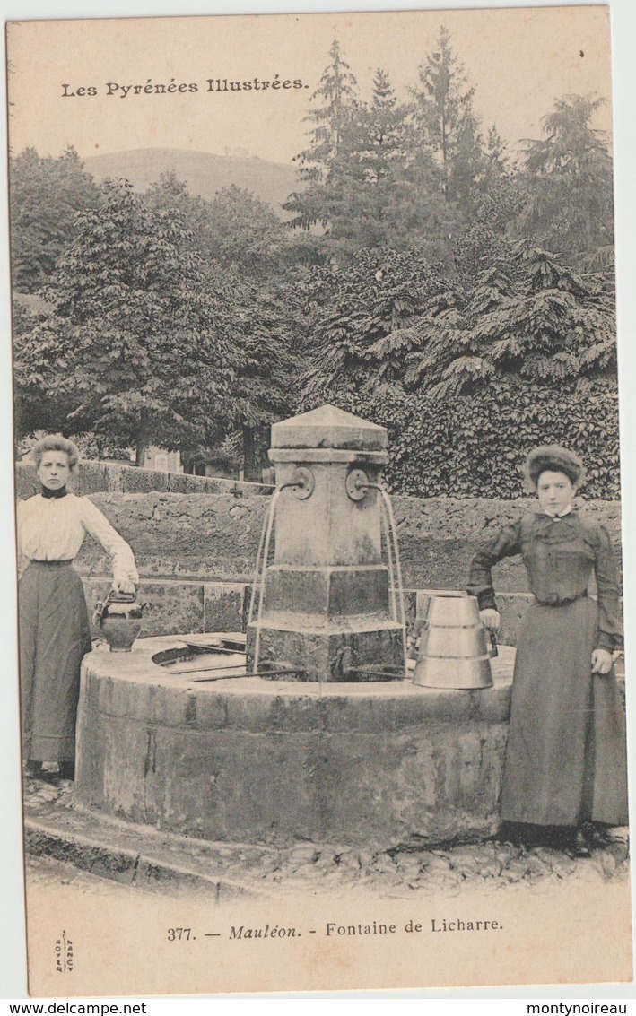 Pyrénées  Atlantique :   MAULEON  :   fontaine    de  Licharre