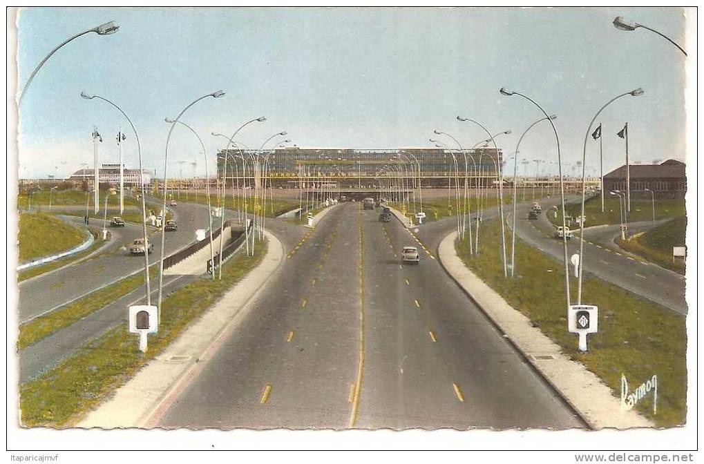 R : val de marne : paris ;  le  nouvel  aéroport