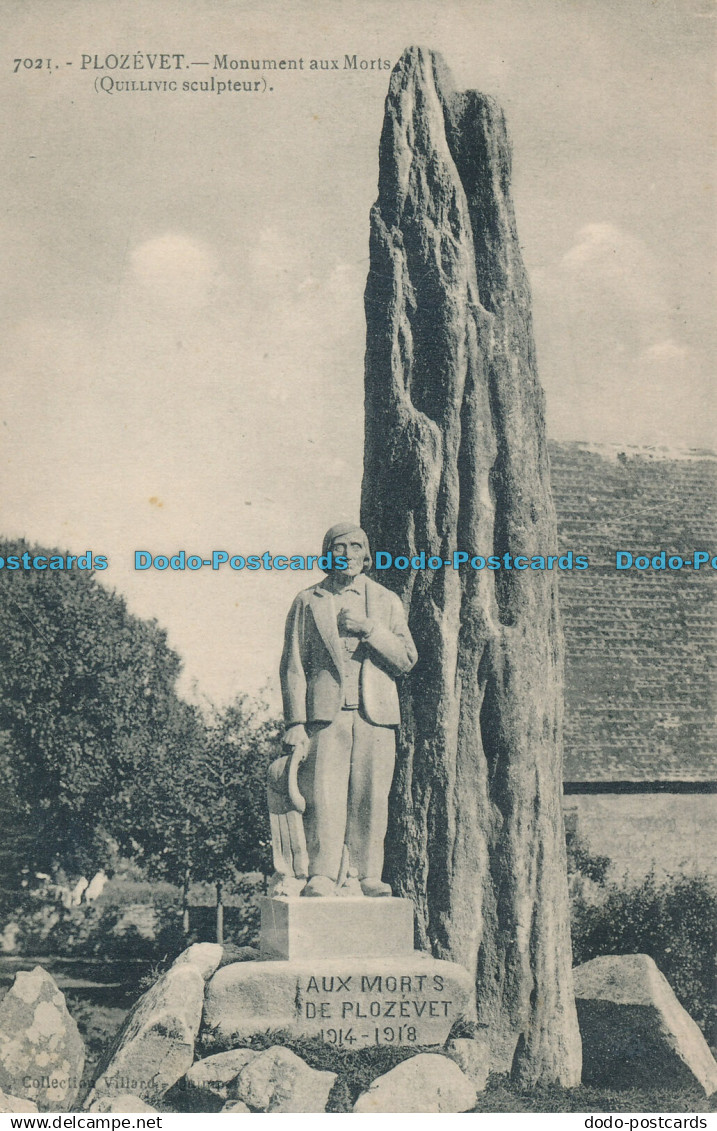 R006269 Plozevet. Monument aux Morts