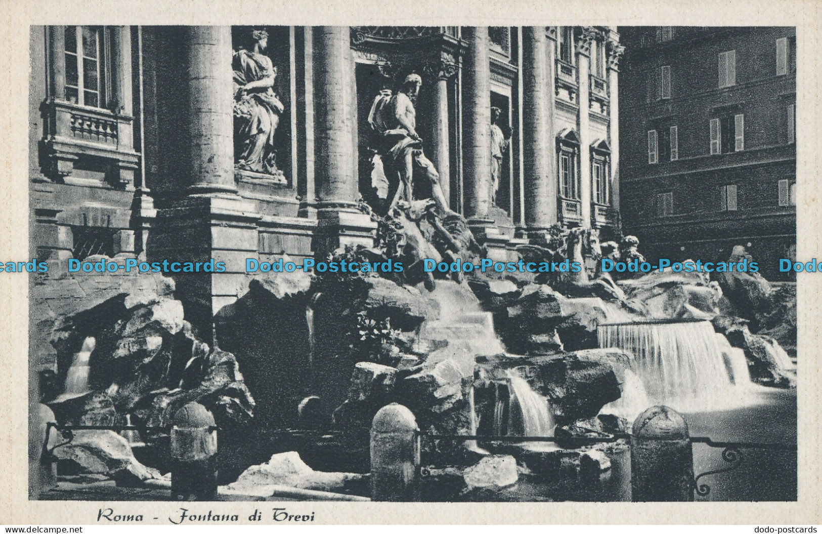 R011211 Roma. Fontana di Trevi. Enrico Verdesi