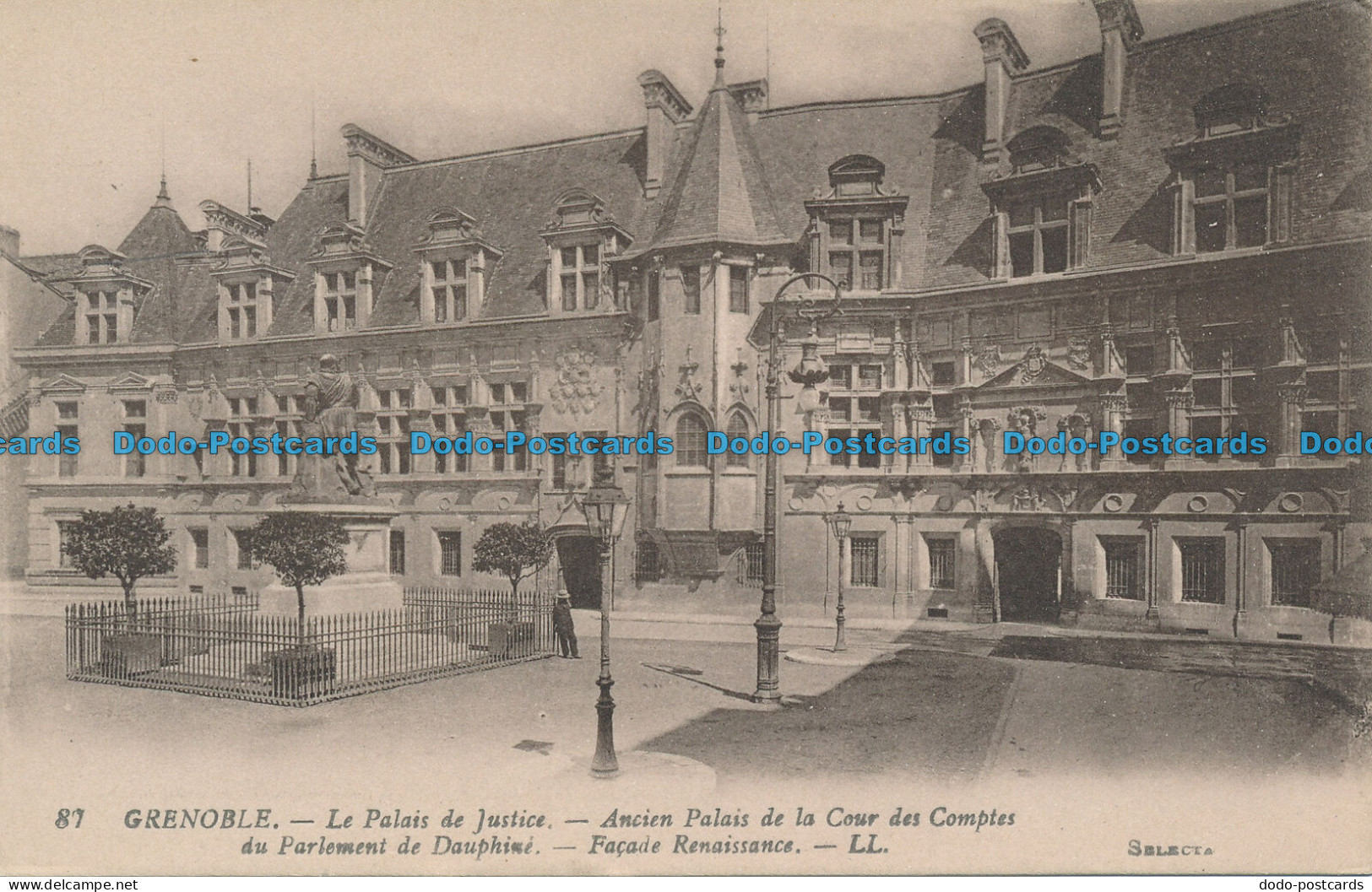 R035650 Grenoble. Le Palais de Justice. Ancien Palais de la Cour des Comptes du