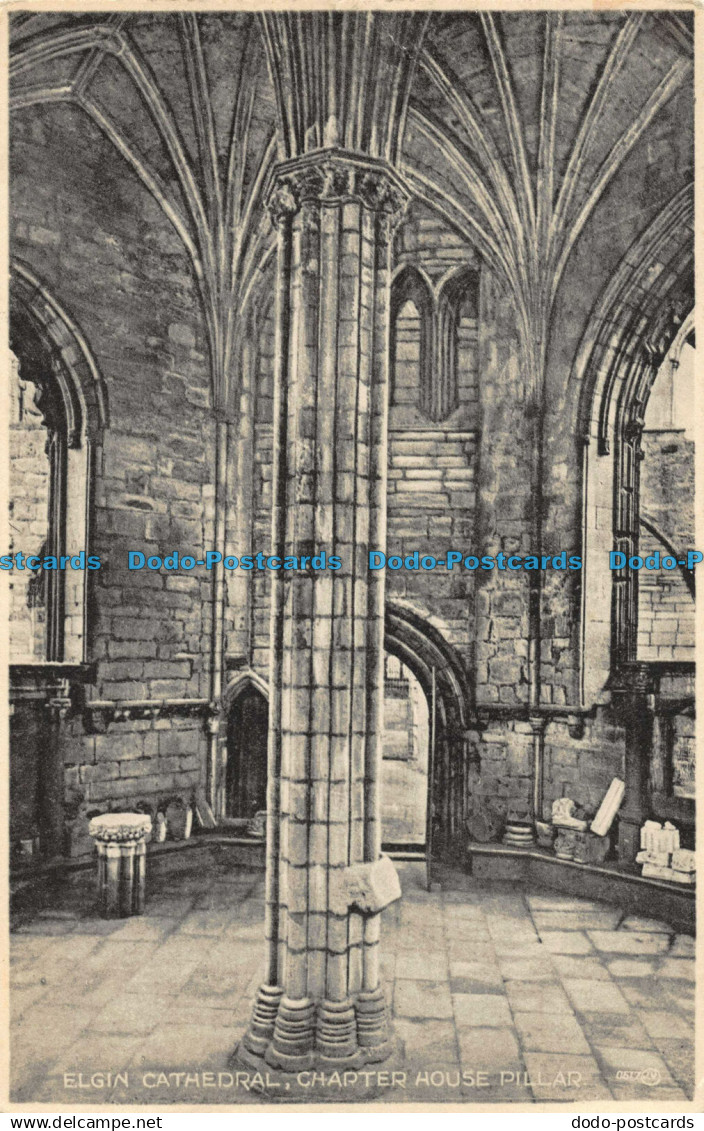 R040526 Elgin Cathedral. Chapter House Pillar. Pozzi