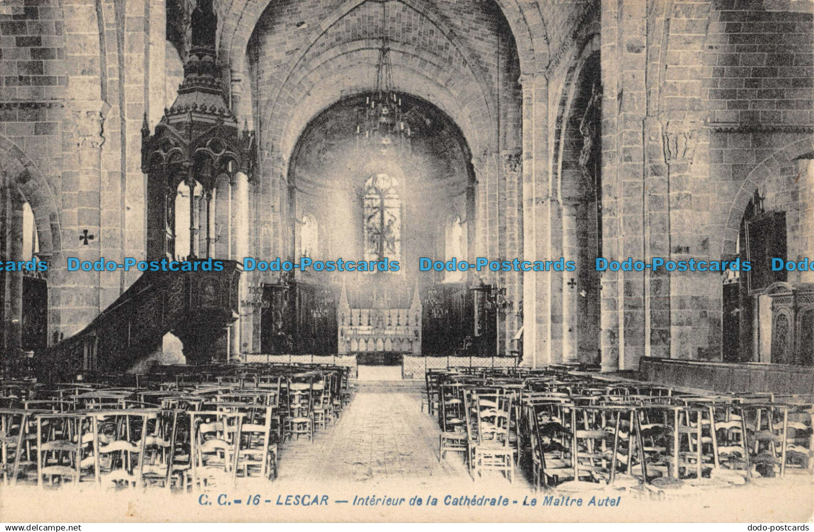 R044931 Lescar. Interieur de la Cathedrale. Le Maitre Autel. C. C. No 16