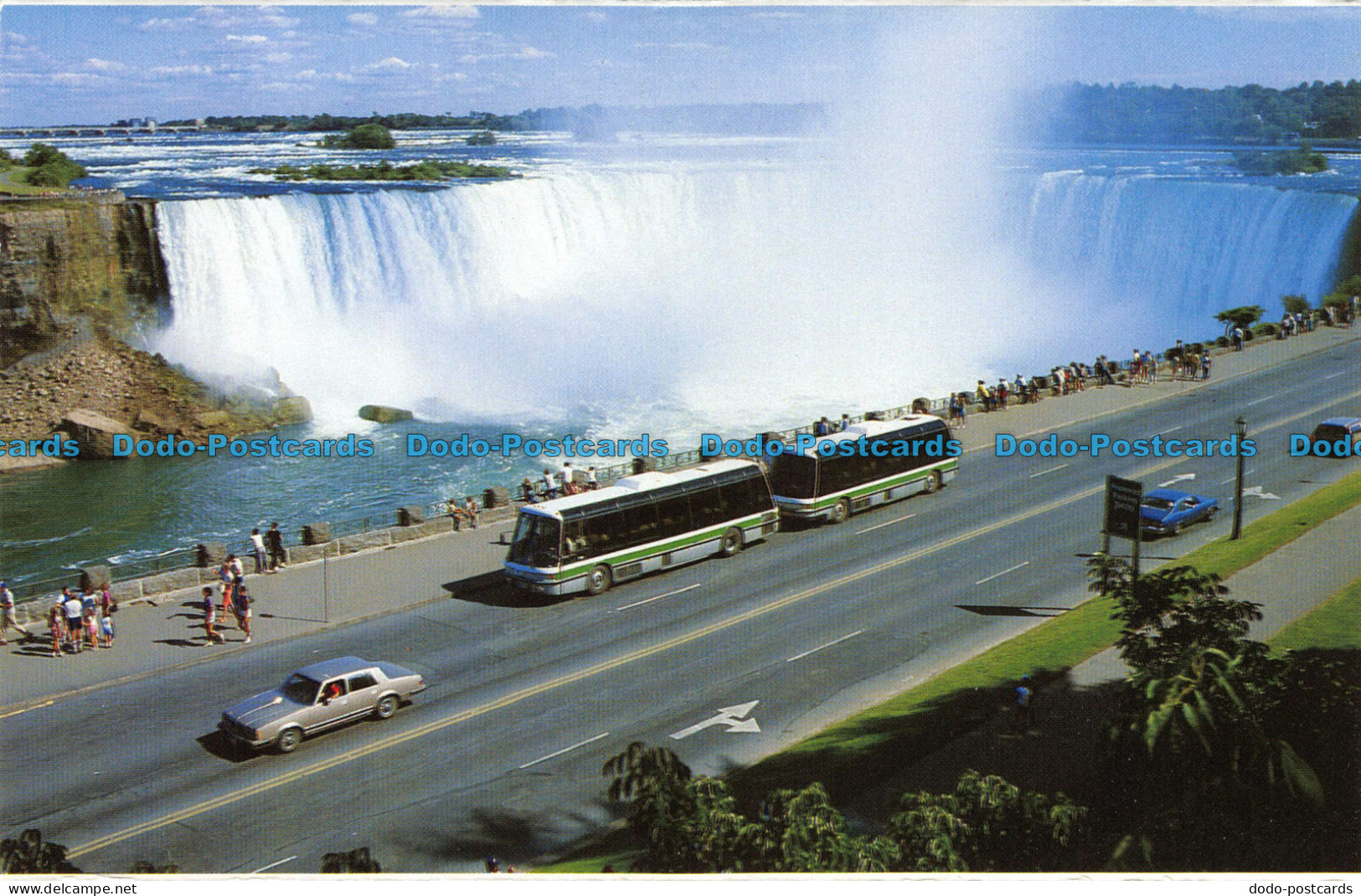 R076058 Niagara Falls. Chutes Niagara. Canadian Horseshoe Falls. Niagara Parks C