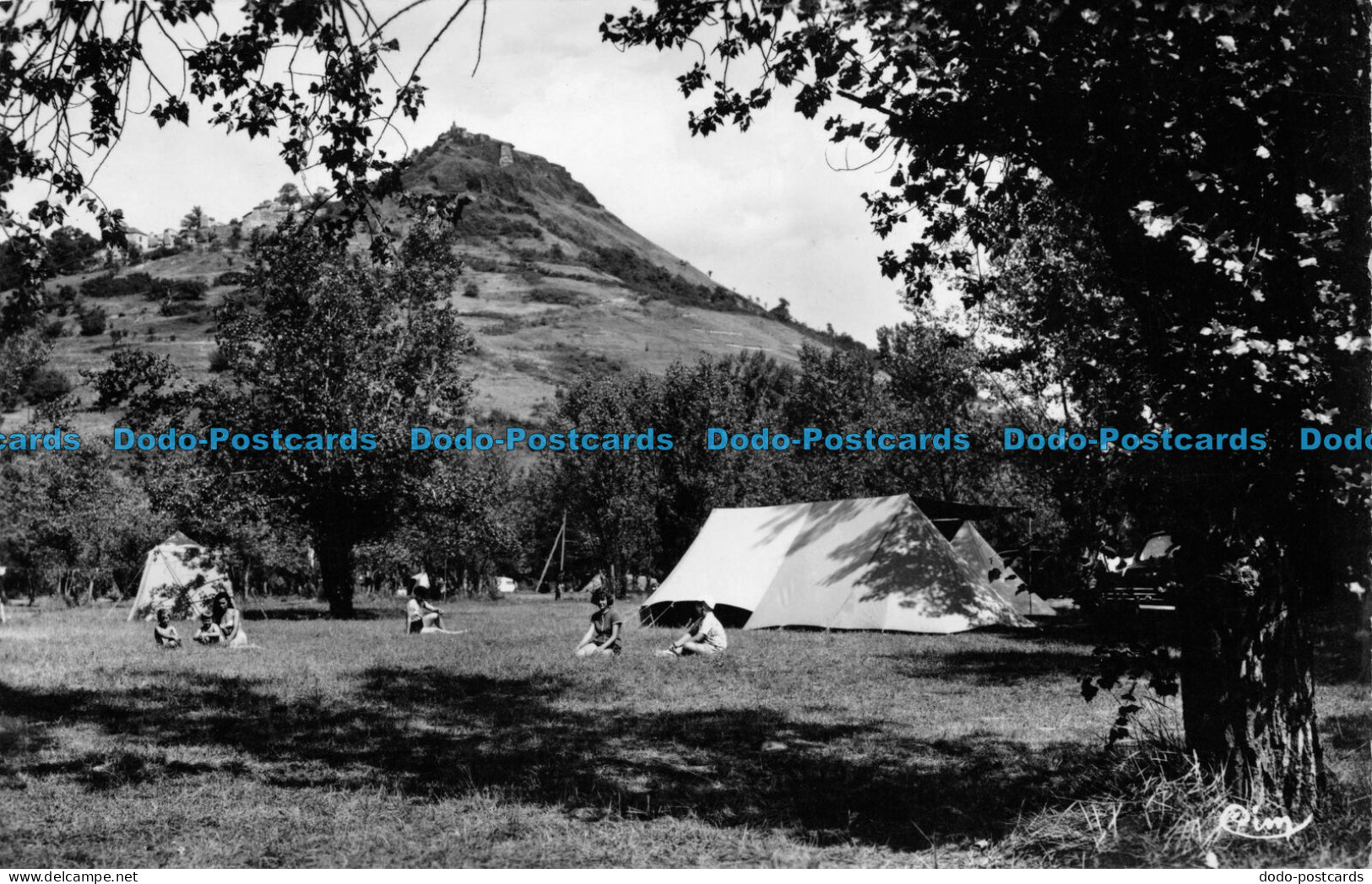 R076164 Nonette. Le Camping et la Butte. Cim. 1960