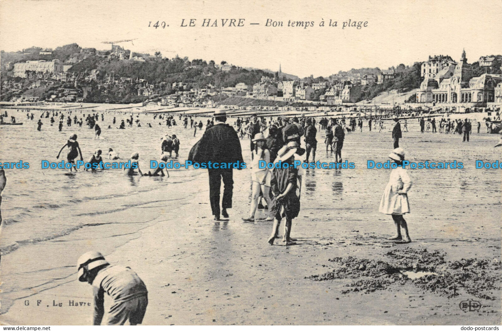 R077547 Le Havre. Bon temps a la plage. G. F. Le Havre. Le Deley. 1922