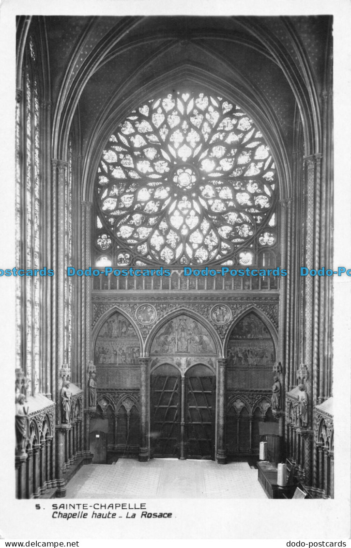 R147156 Sainte Chapelle. Chapelle Haute. la Rosace