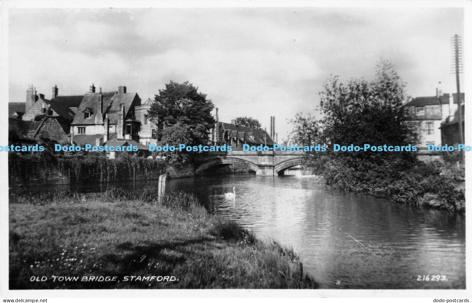 R175121 Old Town Bridge. Stamford. Valentines. RP