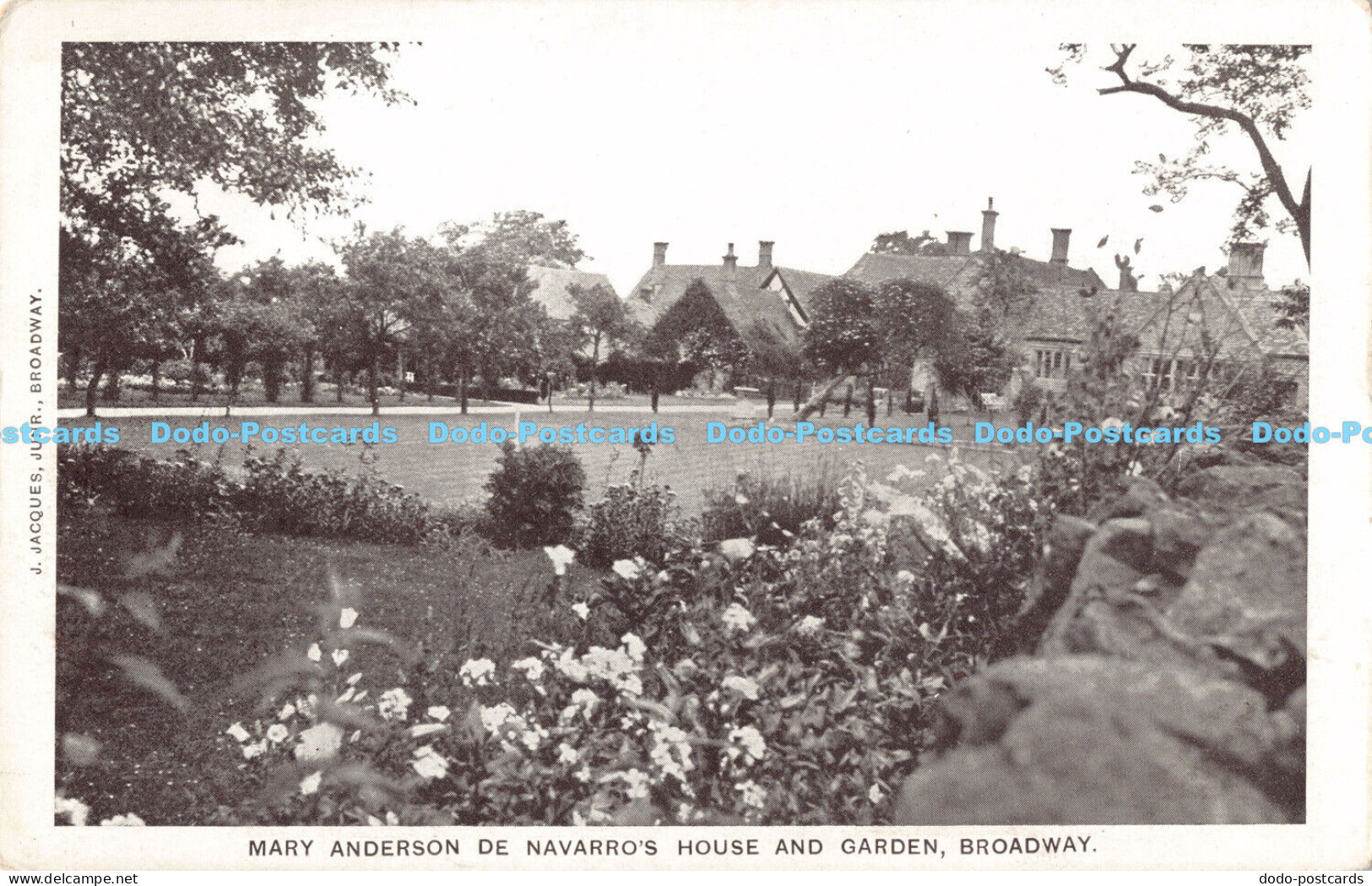 R184482 Mary Anderson de Navarros House and Garden. Broadway