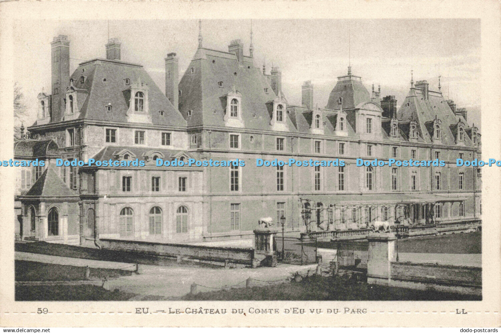 R209099 EU Le Chateau Du Comte D Eu Vu Du Parc LL 59