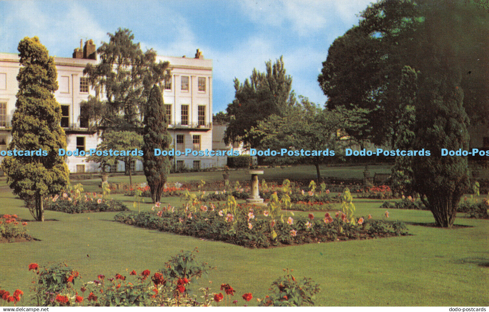 R292253 Cheltenham Imperial Gardens