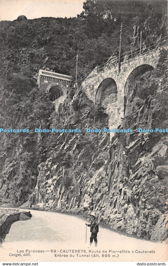 R299706 Les Pyrenees Cauterets Route de Pierrefitte a Cauterets Entree du Tunnel