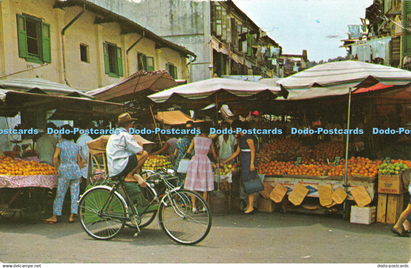 R327935 Singapore Fruits Stall in Chinatown S W Singapore