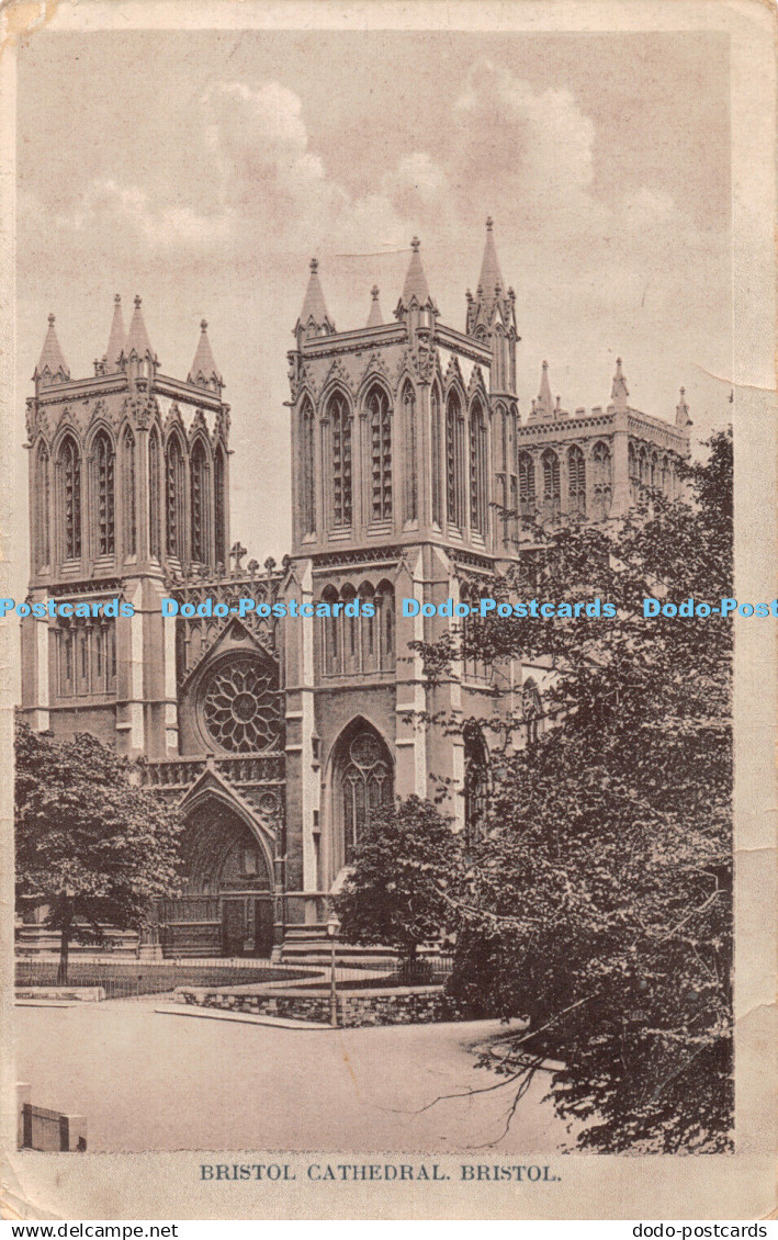 R366709 Bristol Bristol Cathedral Postcard 1926