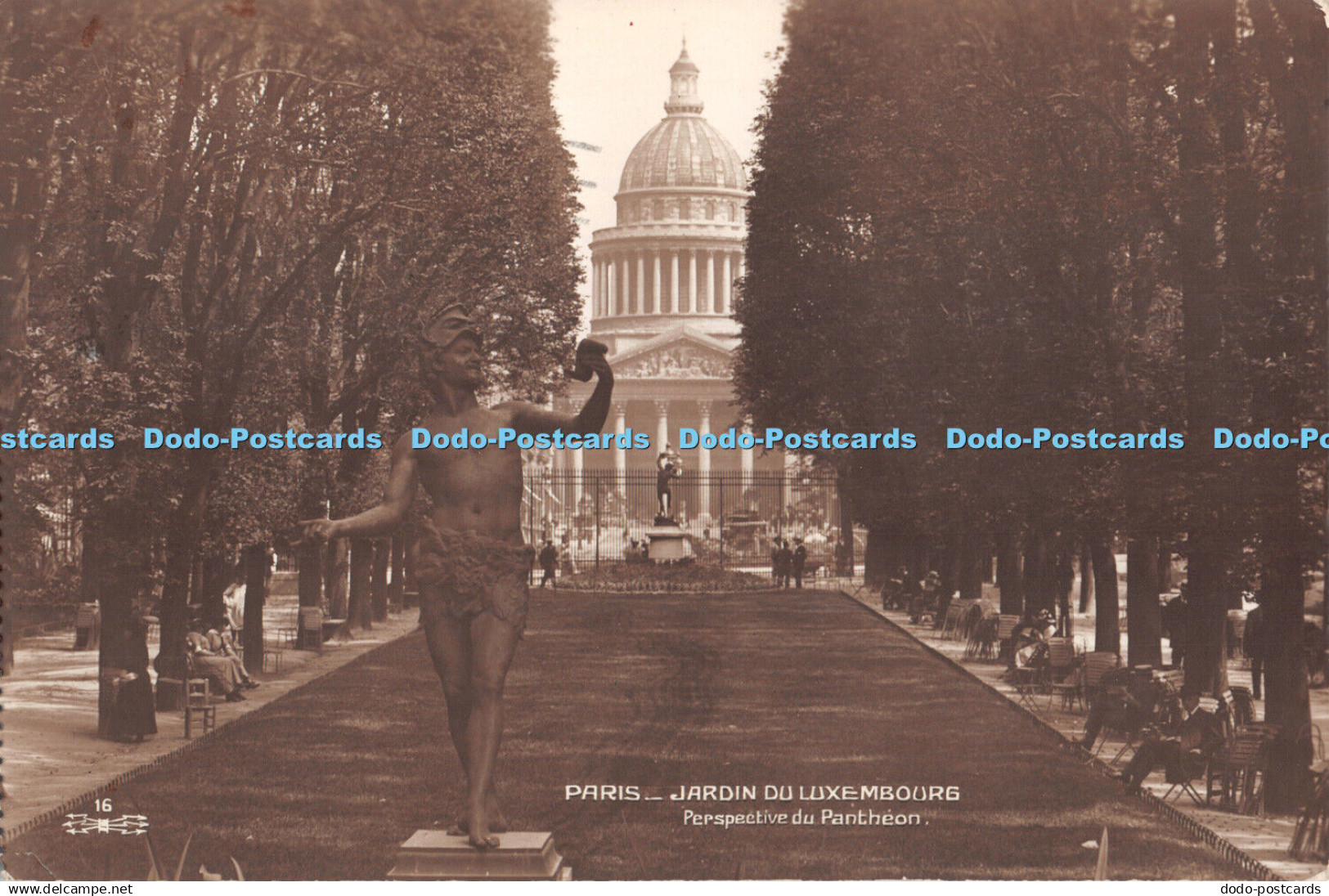 R410761 16 Paris Jardin du Luxembourg Perspective du Pantheon Electrophot Paris