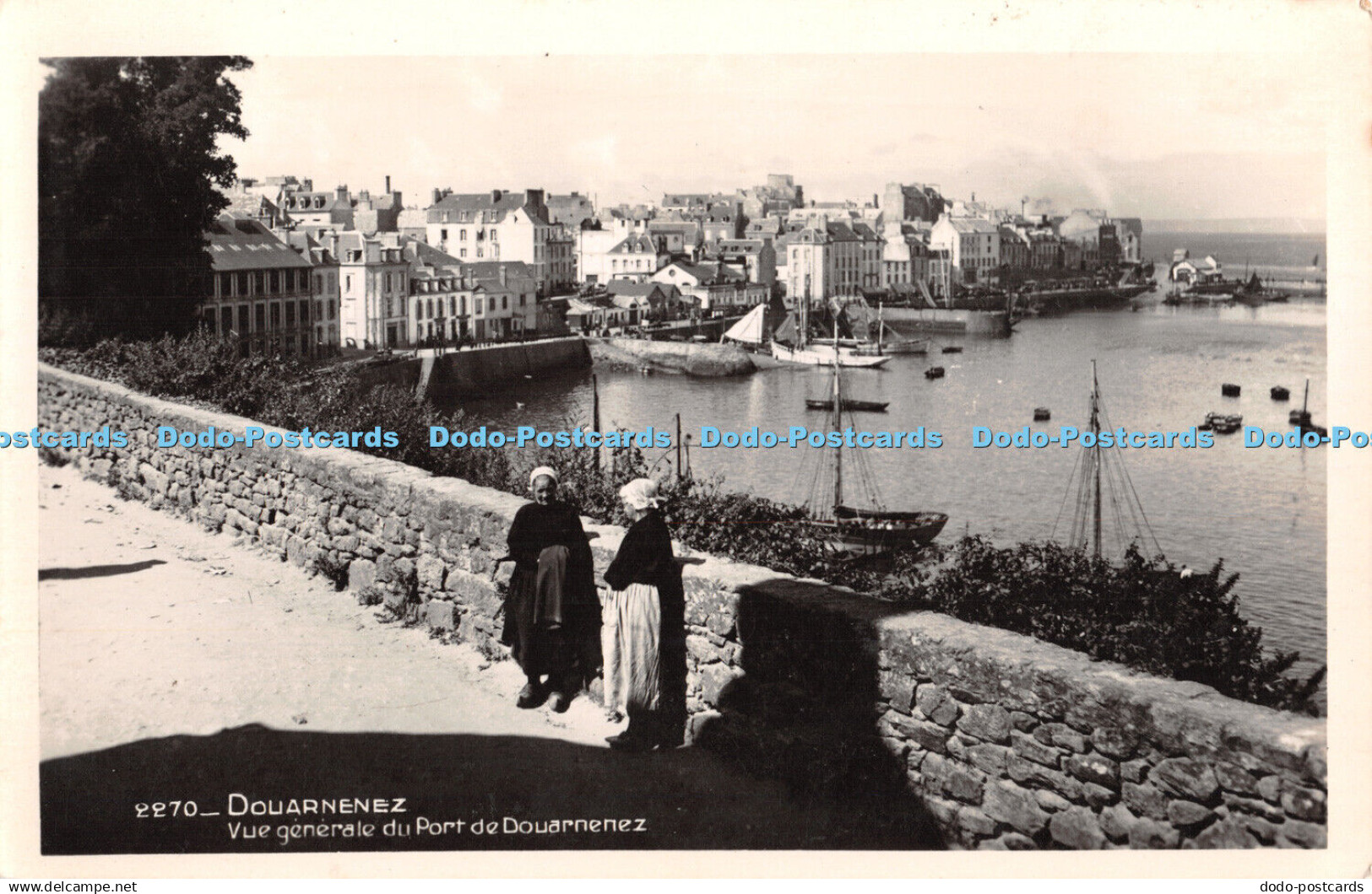 R418075 Douarnenez Vue generale du Port de Douarnenez La Cigogne