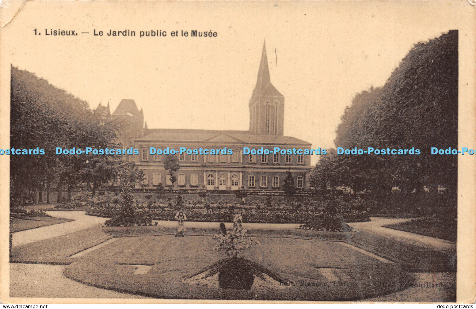 R421882 1 Lisieux Le Jardin public et le Musee Blanche Lisieux 1911