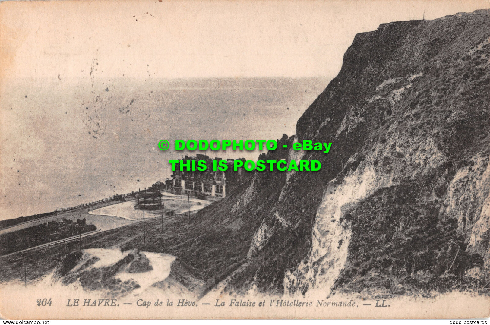 R492275 Le Havre. Cap de la Heve. La falaise et l Hotellerie Normande. LL. 264.